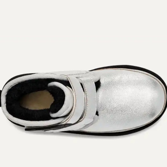 UGG Big Kids Neumel Platform Leather boots - Picture 10 of 14